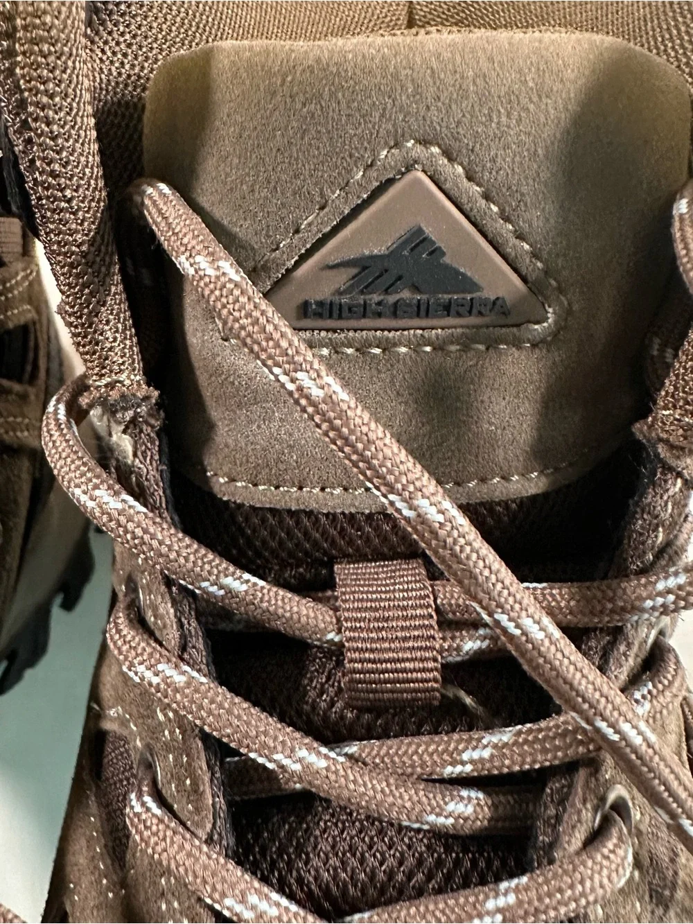 Women Brown Trail-Ready Hiking Boots - Supportive Lace-Up Design size 8